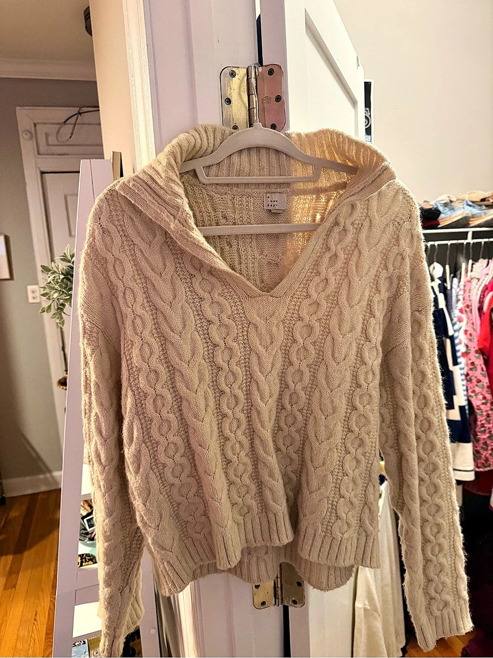a new day Cable Knit Sweater in Cream Size Medium